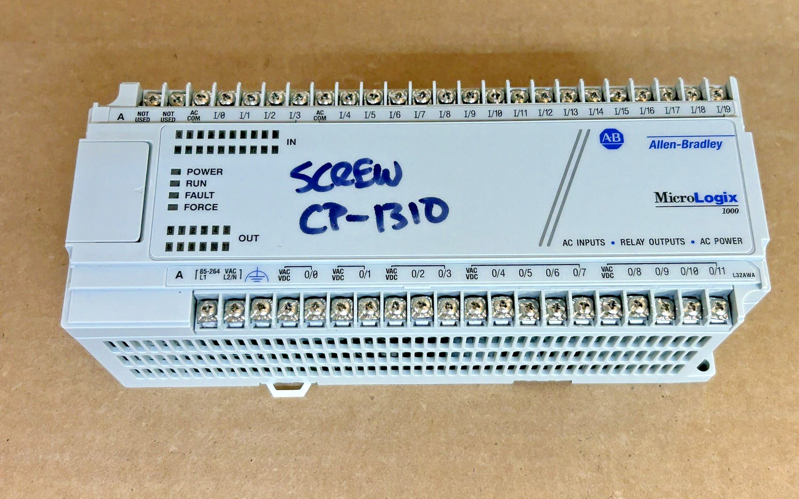 Allen-Bradley MicroLogix 1000 PLC Processor Module 1761-L32AWA Series E