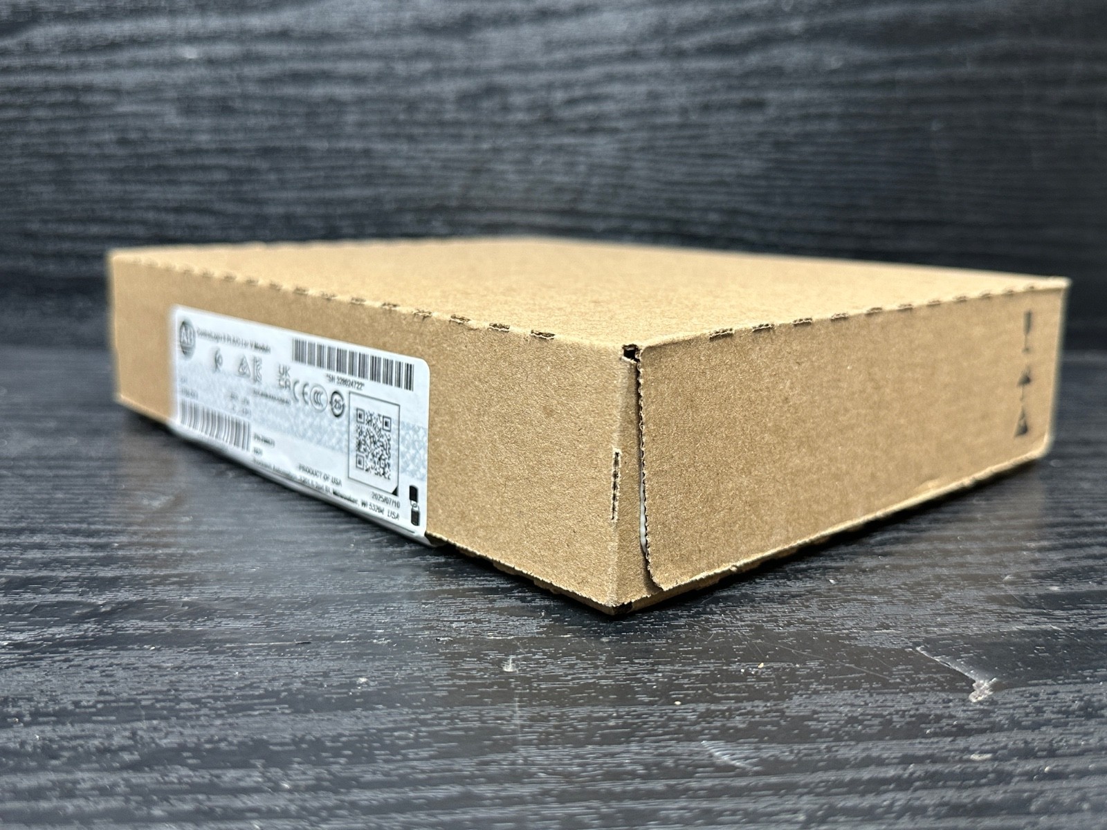 2025 Surplus Sealed Allen Bradley 1756-OF8 1756-0F8 C ControlLogix Output Module