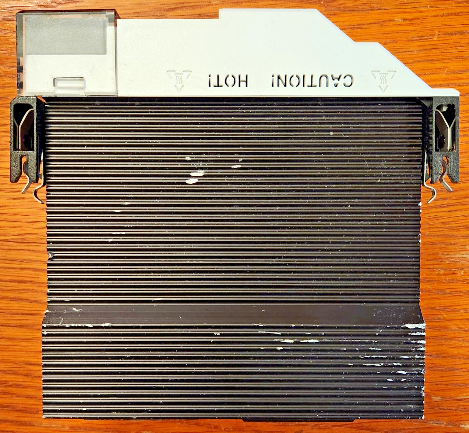 Allen-Bradley 1756-L81E /B Logix 5580 1756L81E – *PART/FOR PARTS*