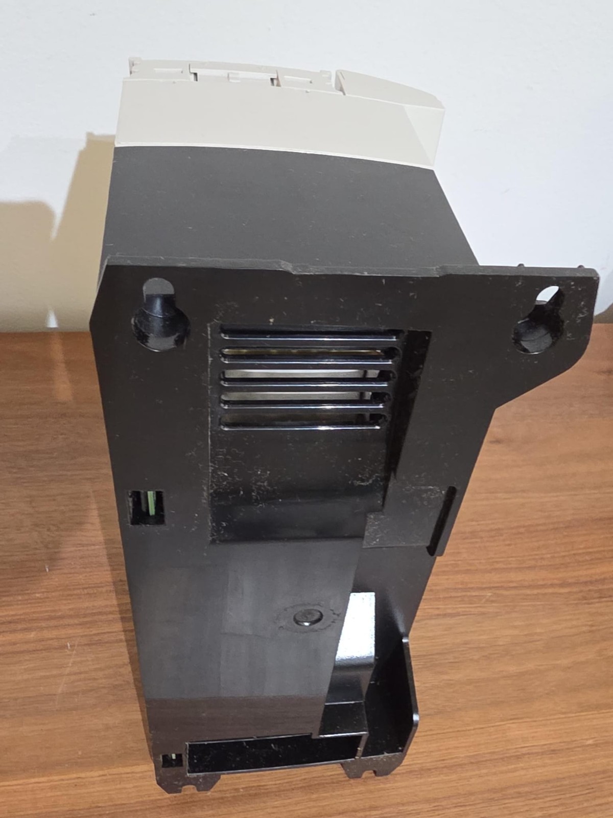 UNIDRIVE CONTROL TECHNIQUES M M400-044-00170 A101 01 AB100 10hp (NEW)