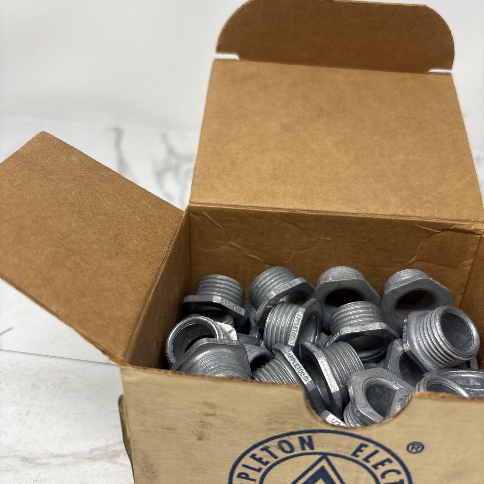 EGS APPLETON EMERSON 1/2″ D/C BUSHED ZINC NIPPLES – Box of 50 – Part # CN-50