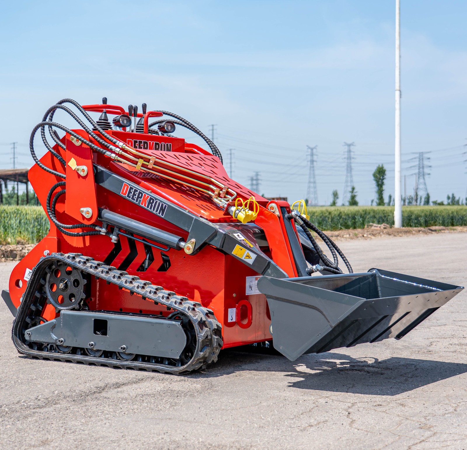3527Lbs Mini Skid steer Loaders EPA 25 HP Kubota Engine Free Shipping USA Stock