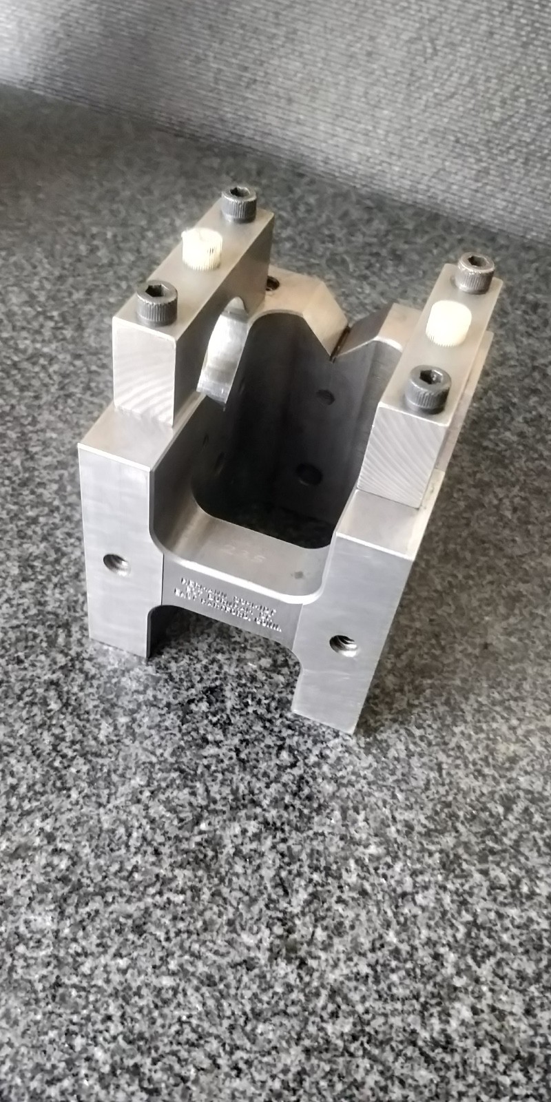 HERMANN SCHMIDT MCV CUBE ~ Master reference 3″ x 3-1/4″ x 3-3/4″ V block