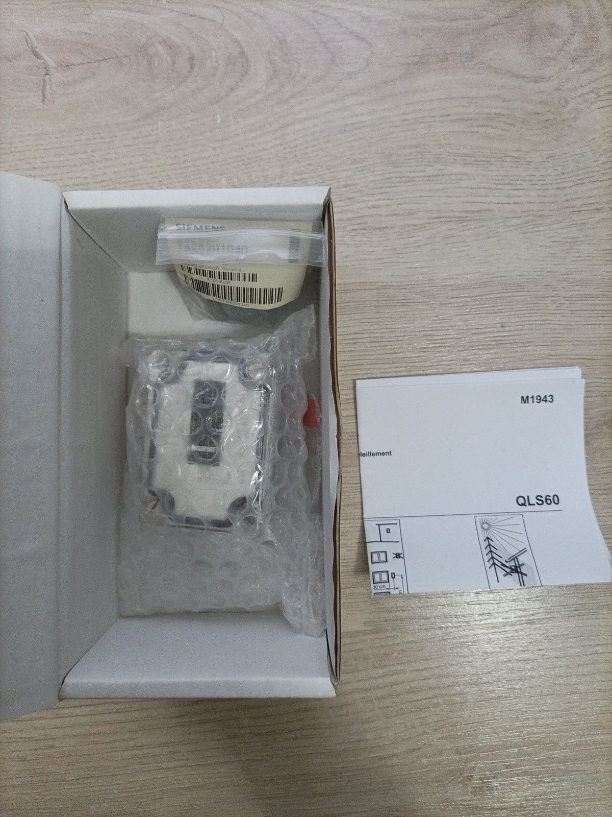 SIEMENS QLS60 – Solar Impact Sensor