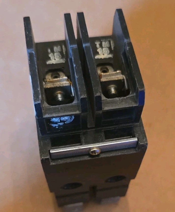 Eaton GHB2020 Bolt-on Circuit Breaker 20A 2 Pole GHB