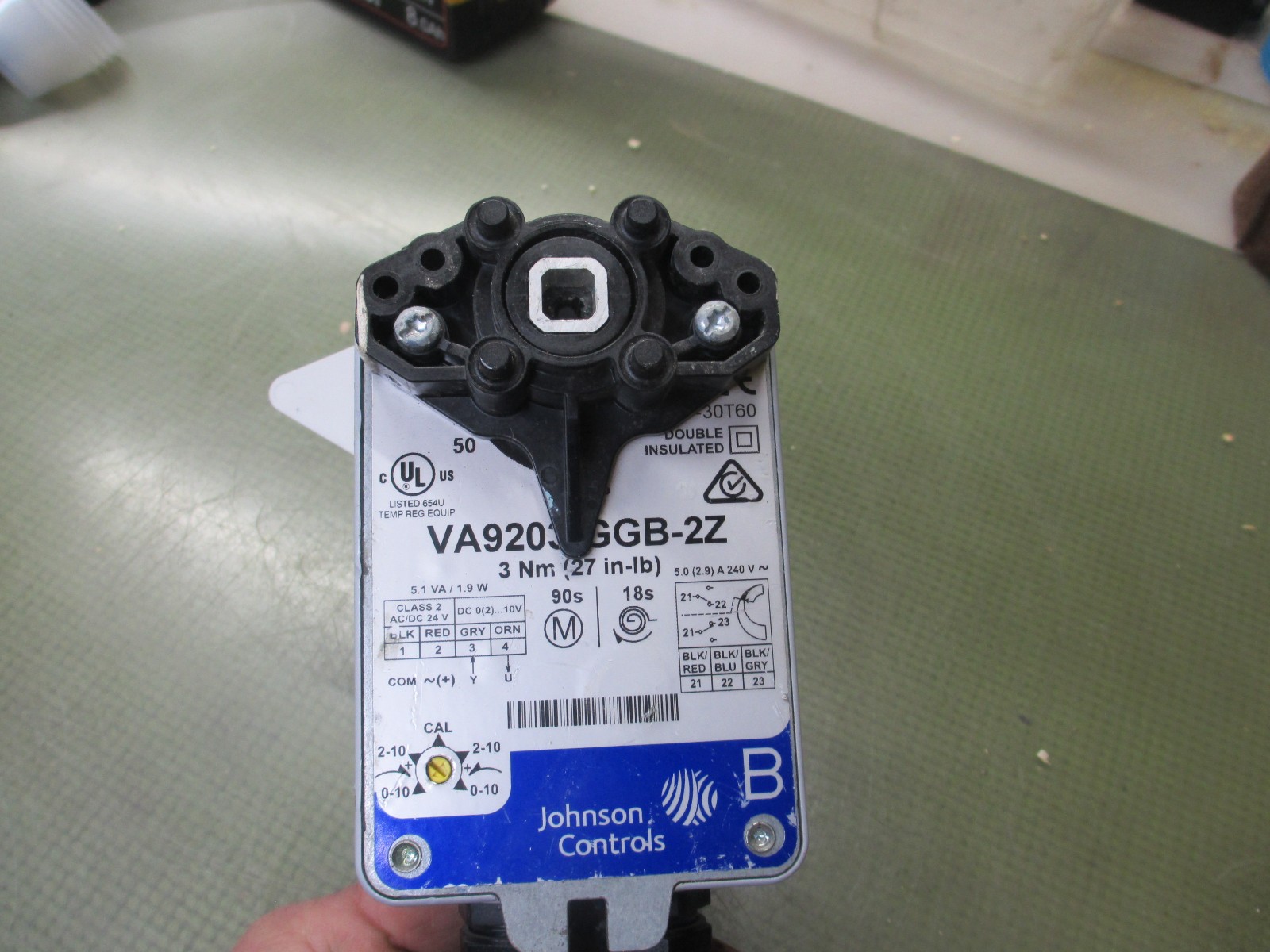 1 used Johnson controls VA9203-GGB-2Z Electric Actuator