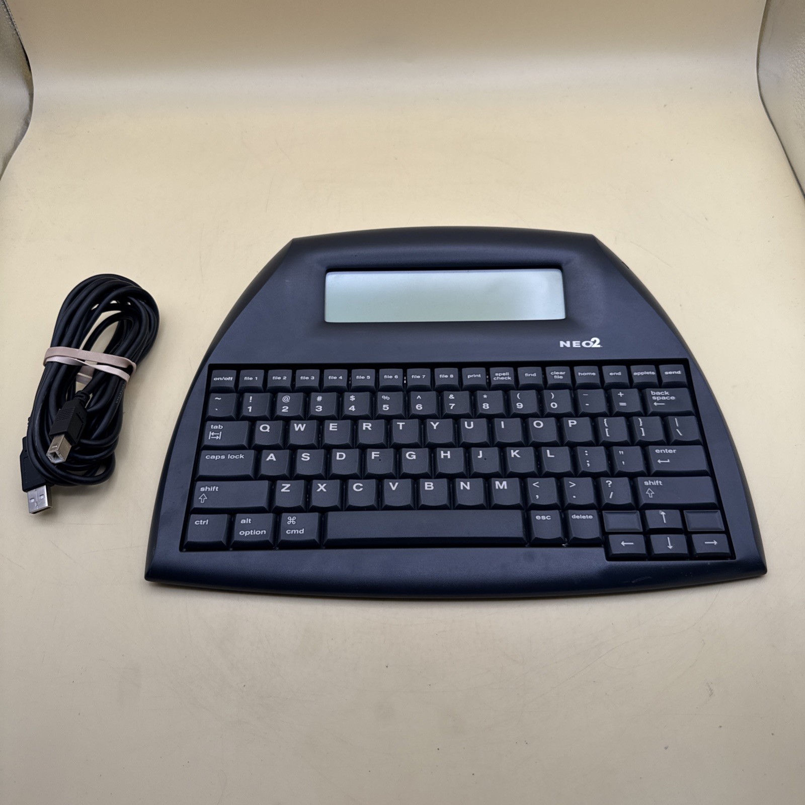 VGC- Alphasmart Neo 2 Neo2 Portable Keyboard Word Processor Writing Tool
