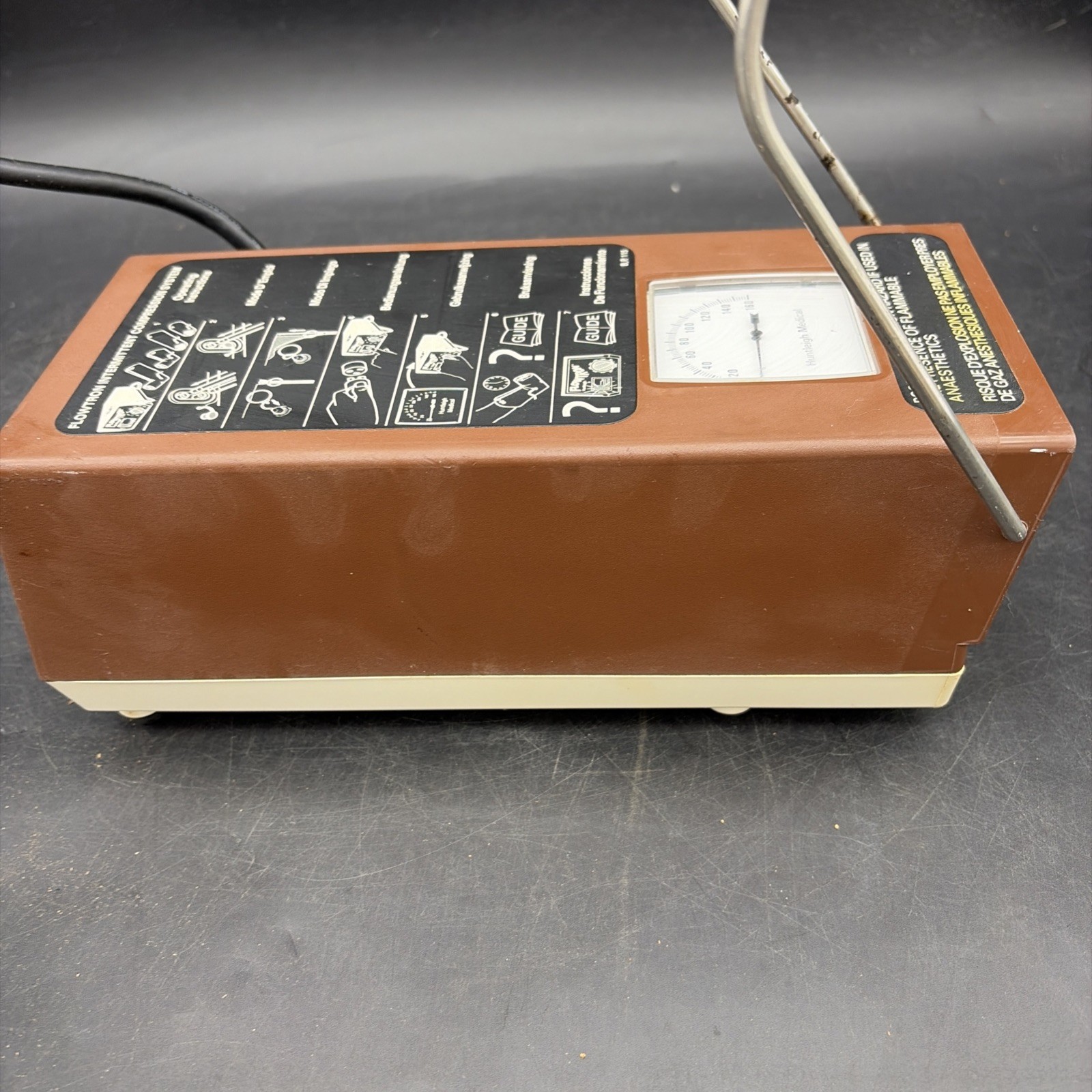 Flowtron Compression System Huntleigh Model AC 200/2.No Hoses Powers On Untested
