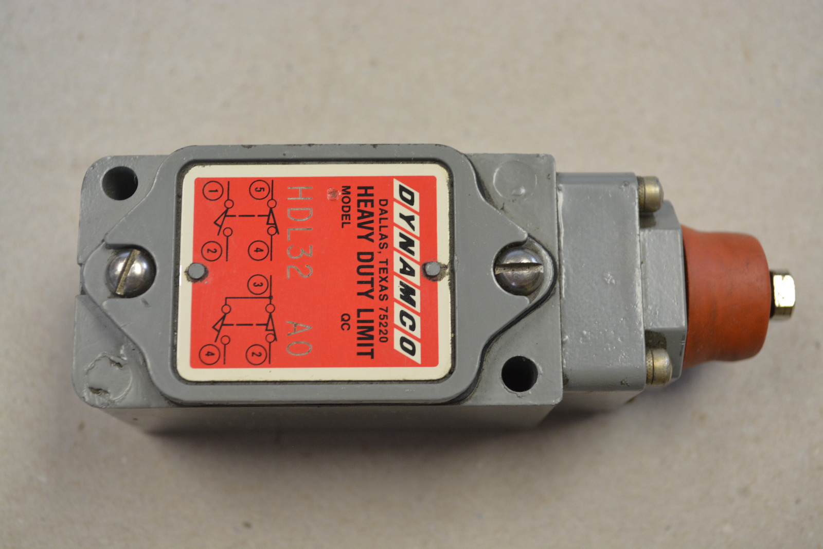 DYNAMCO Heavy Duty Limit Switch MODEL:HDL32 AO