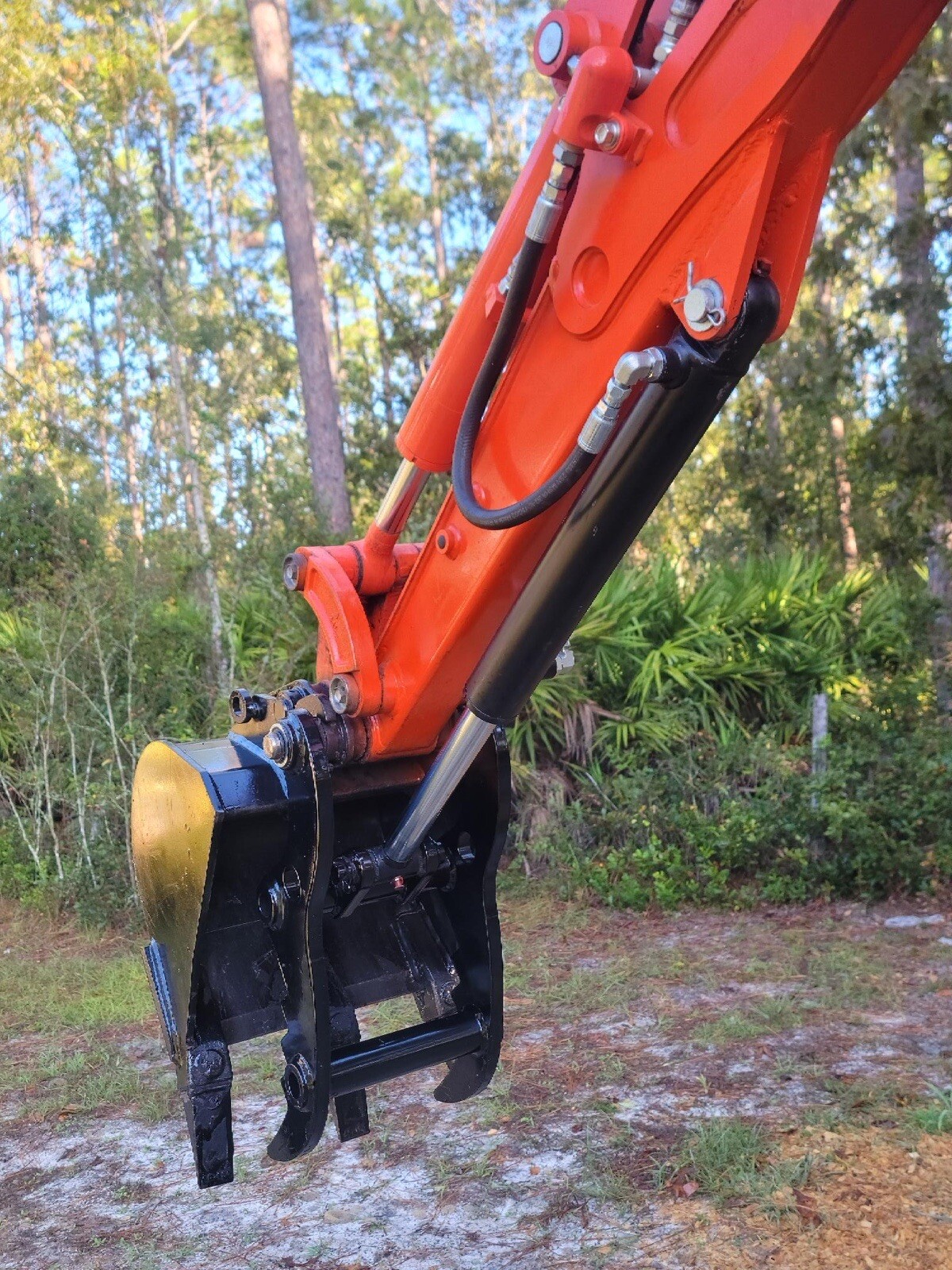 KUBOTA KX018 U15 U17 U20 PIN ON HYDRAULIC MINI EXCAVATOR THUMB