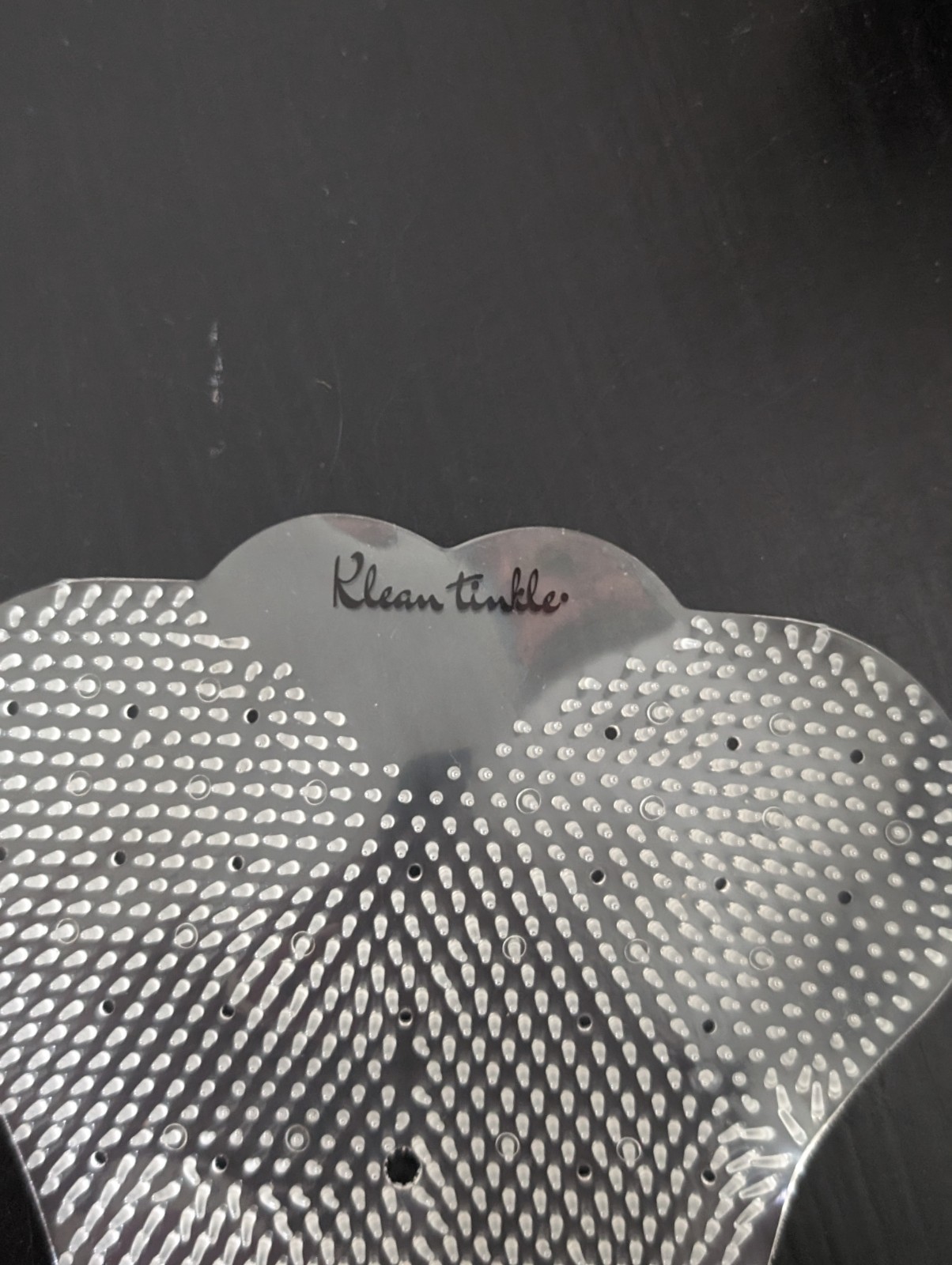 Pack of 3 Clear Triangle Restroom Urinal Mats 6.4″ Unscented Anti-Splash Screens
