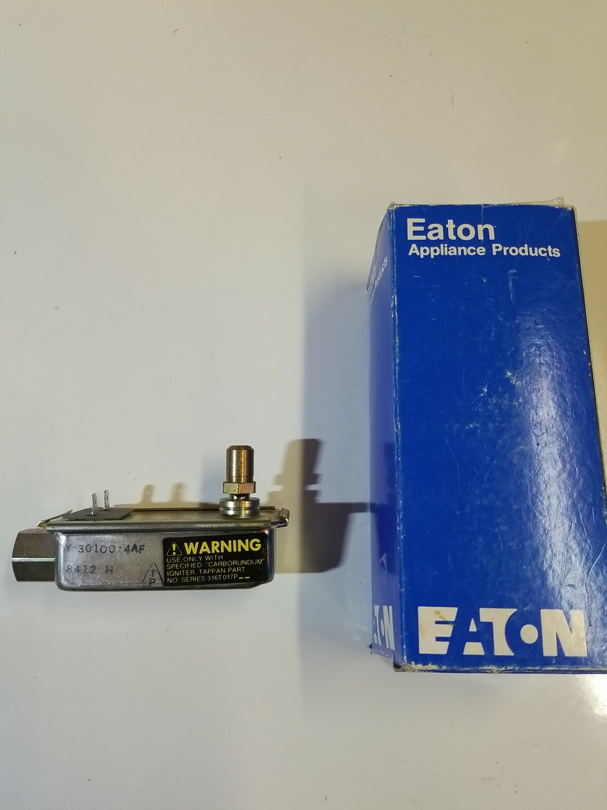 Frigidaire 5303208063 Tappan 774T100P02 Gas Valve ***NOS OEM***