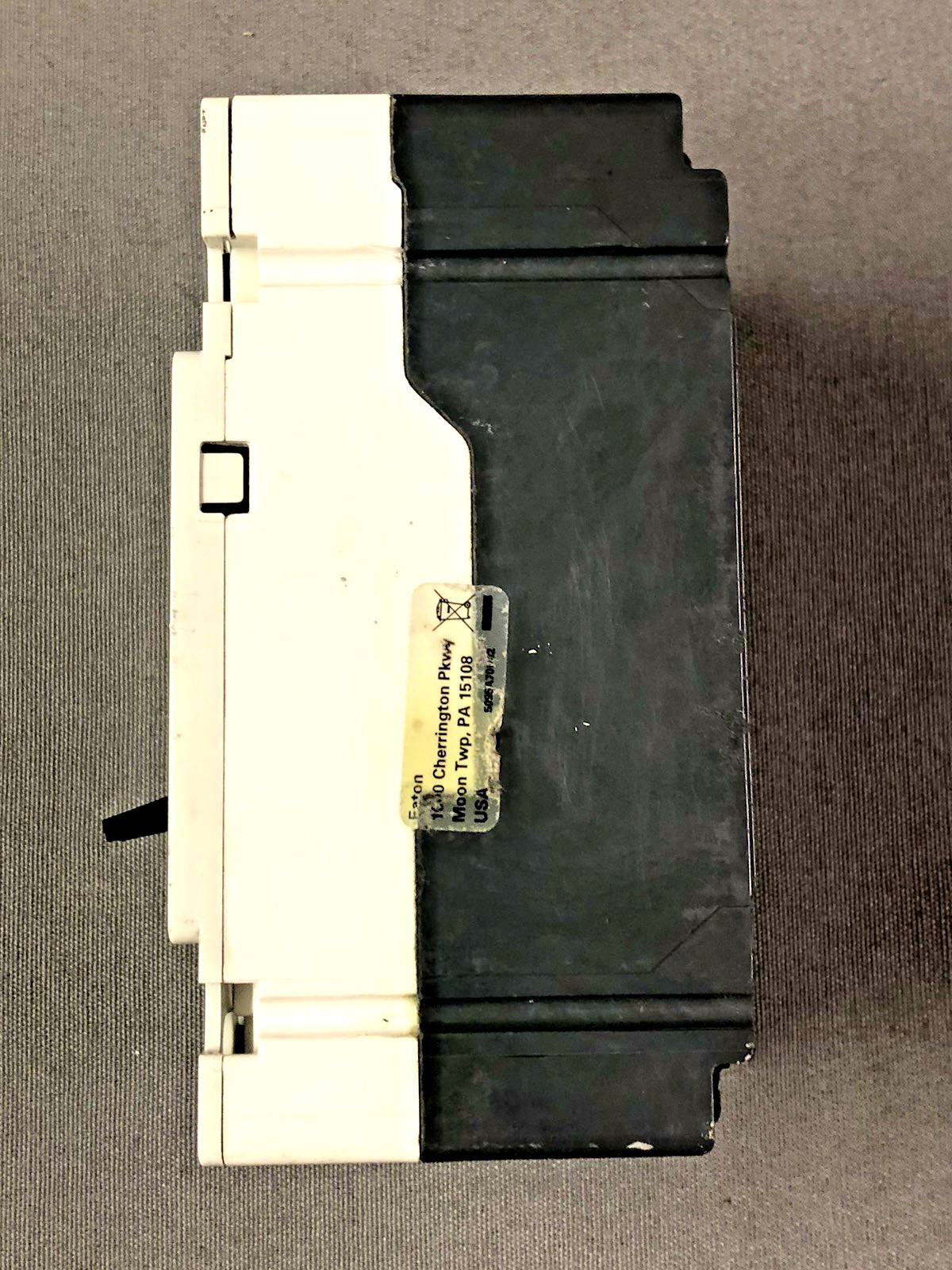 Eaton EGS3125FFG Molded Case Circuit Breaker 3 Pole 125A 600Y/347 VAC Max.