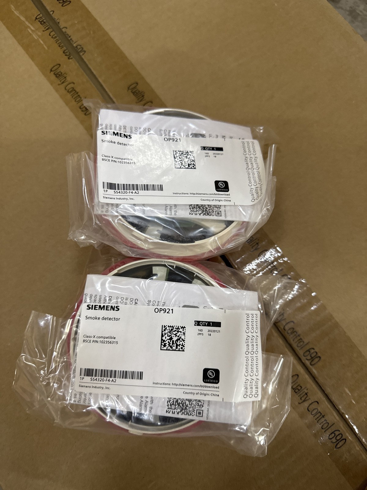 LOT OF 2 PCs Siemens OP921 S54320-F4-A2 smoke detector