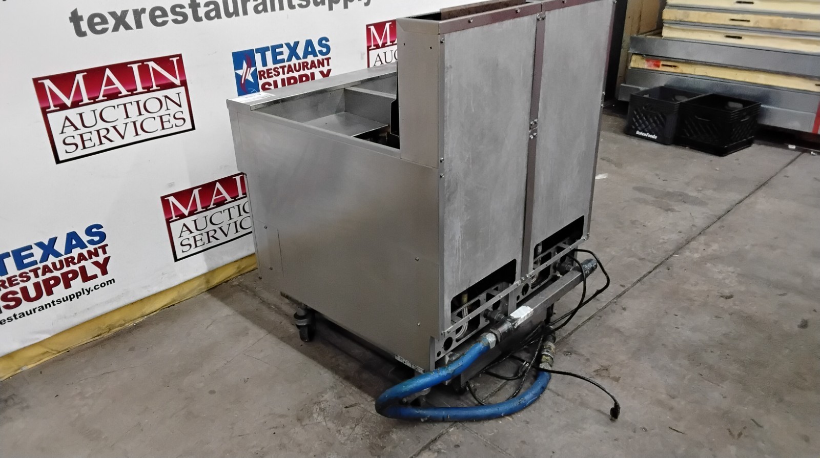 Pitco SSH55 50 Lbs Gas Digital Double Deep Fryer w/ Filtration System