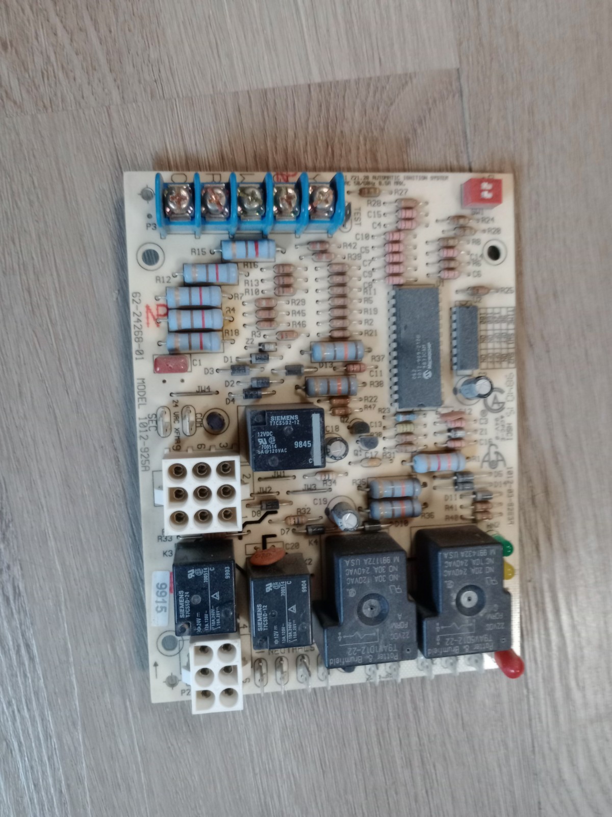 Rheem Ruud 62-24268-01 Circuit Board 1012-925A (C-2)