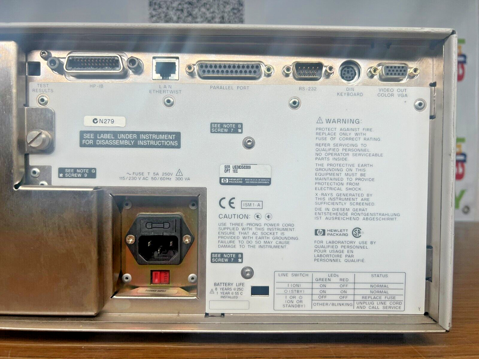 HP 8712ET RF Network Analyzer 300Khz – 1300Mhz OPT 1EC