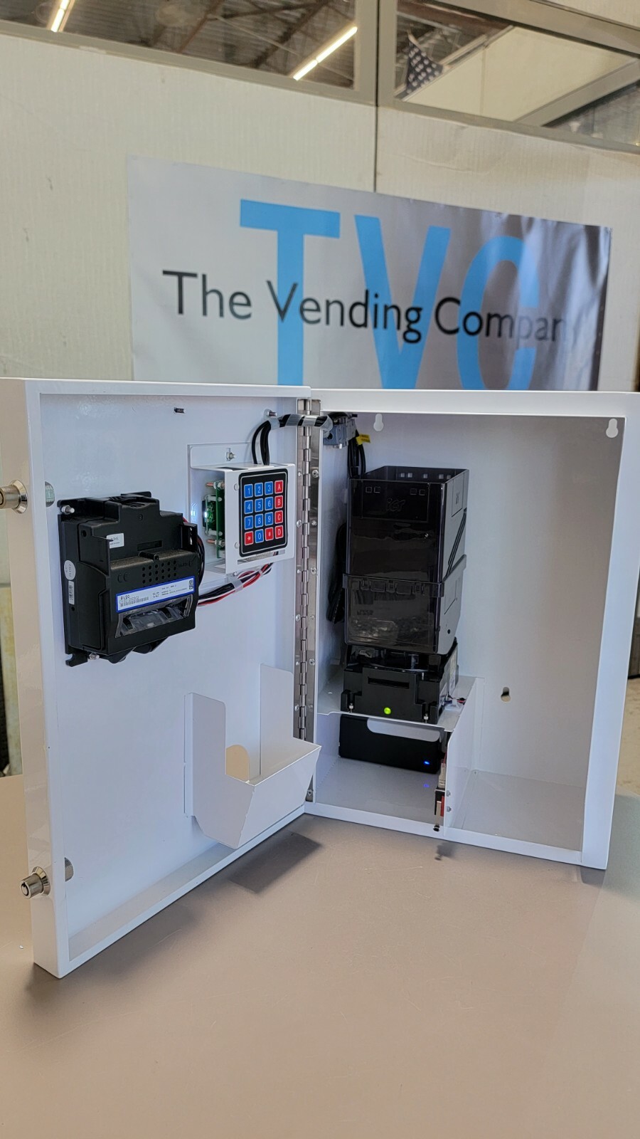Dollar bill change machine TVC 1 Year Warranty $1 $5 $10 $20 bills