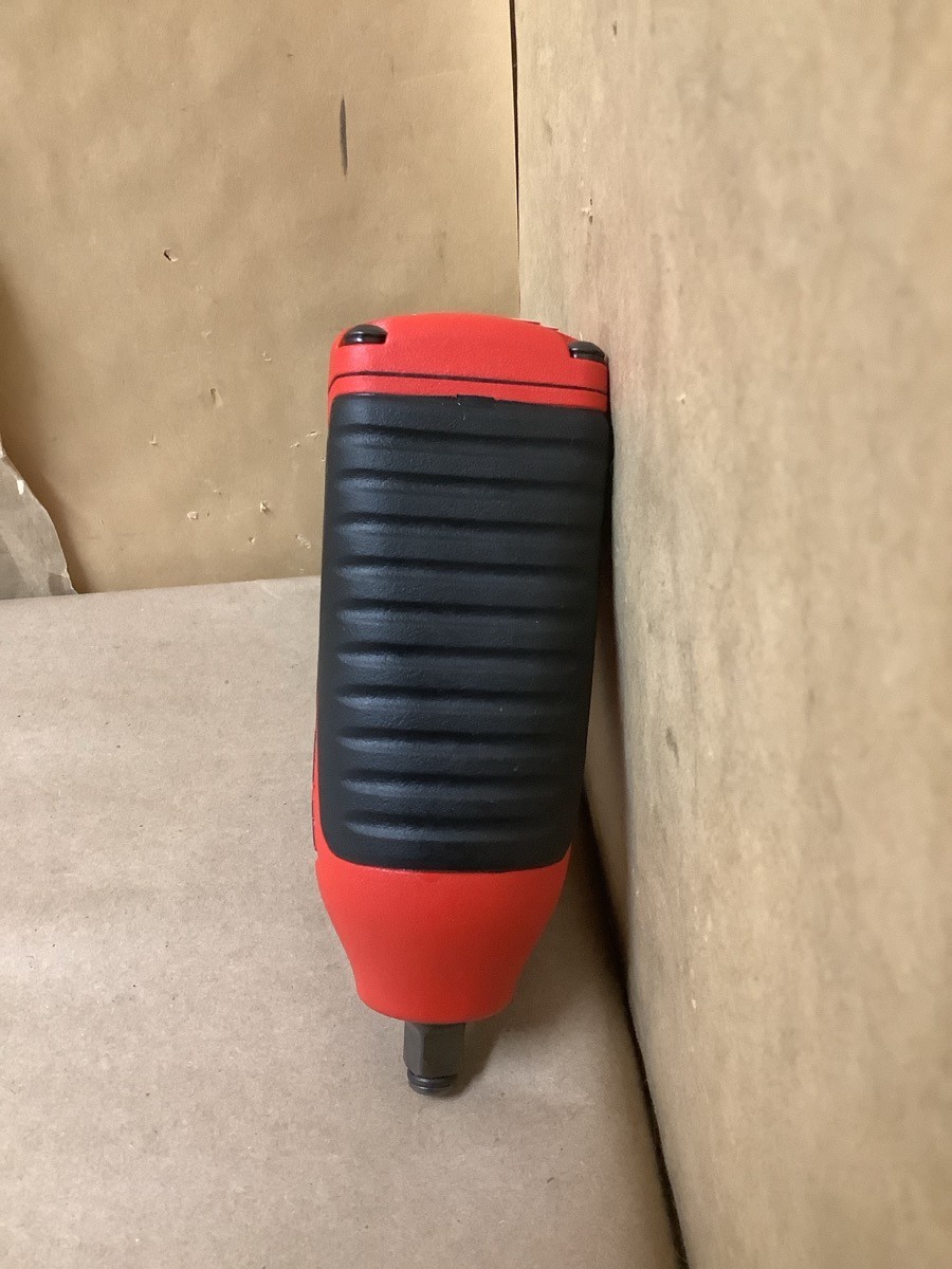 SNAP-ON MG325 3/8″ DRIVE AIR IMPACT WRENCH IN BOX (B42010713)
