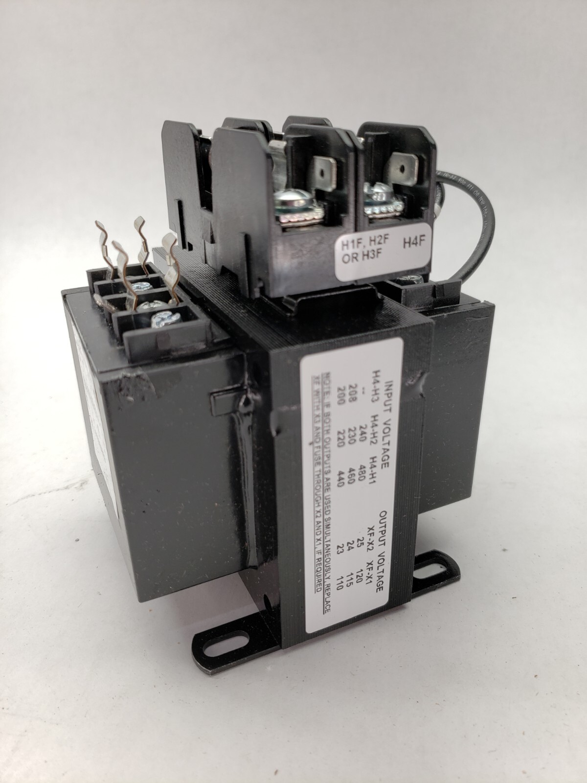 Eaton C0100E5EFB Eaton Type MTE industrial control transformer