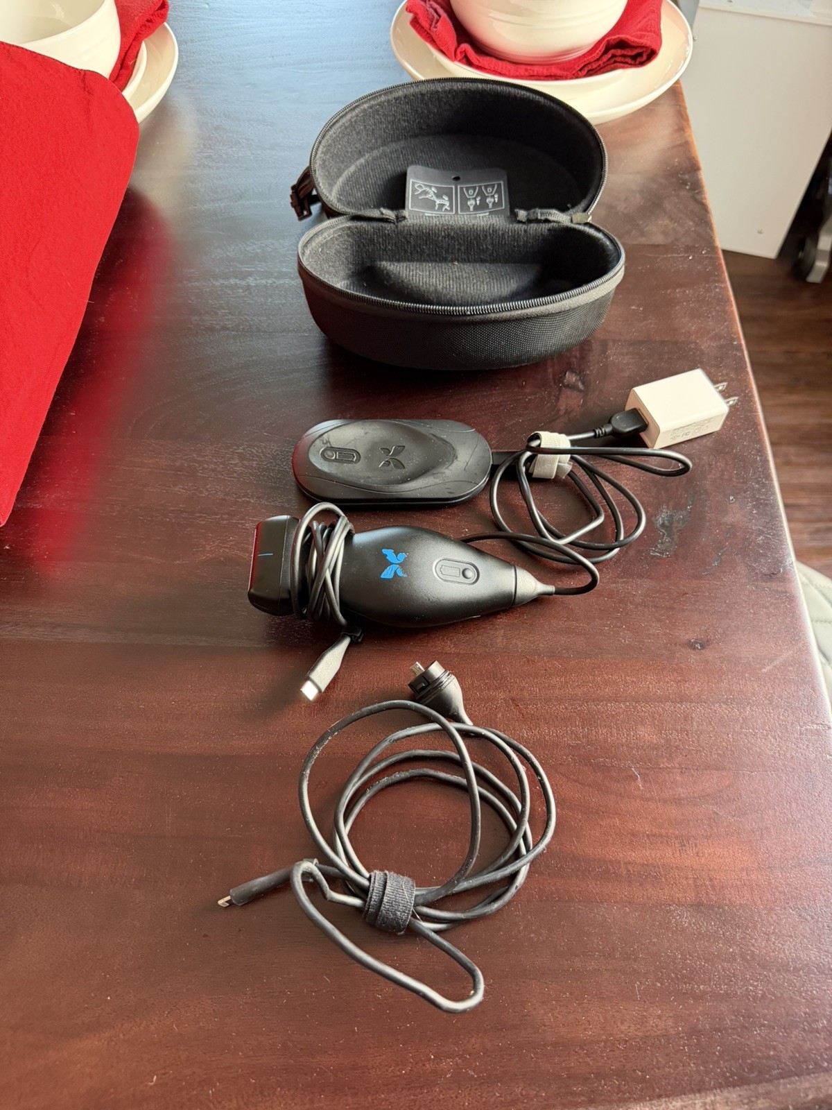 Butterfly iQ+ Ultrasound Probe – iOS/Android Compatible – With Charger and Case
