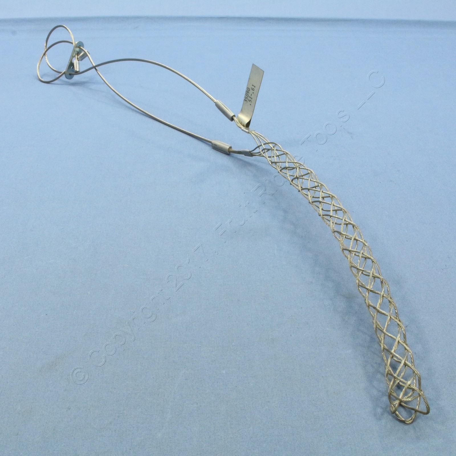 Daniel Woodhead Support Cable Grip Locking Bale .50-.61″ Closed Mesh 35090