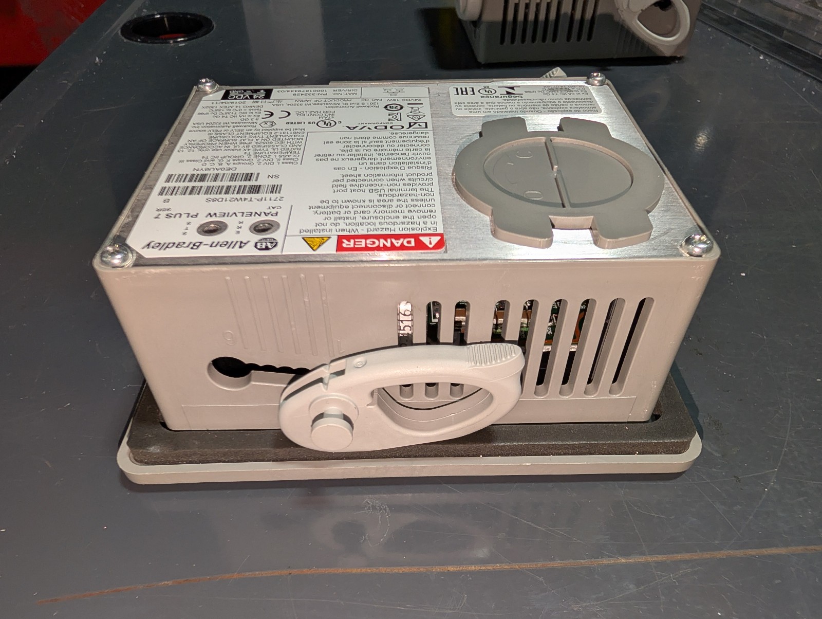 Allen Bradley Rockwell Automation Panelview Plus 7 2711P-T4W21D8S FACTORY RESET