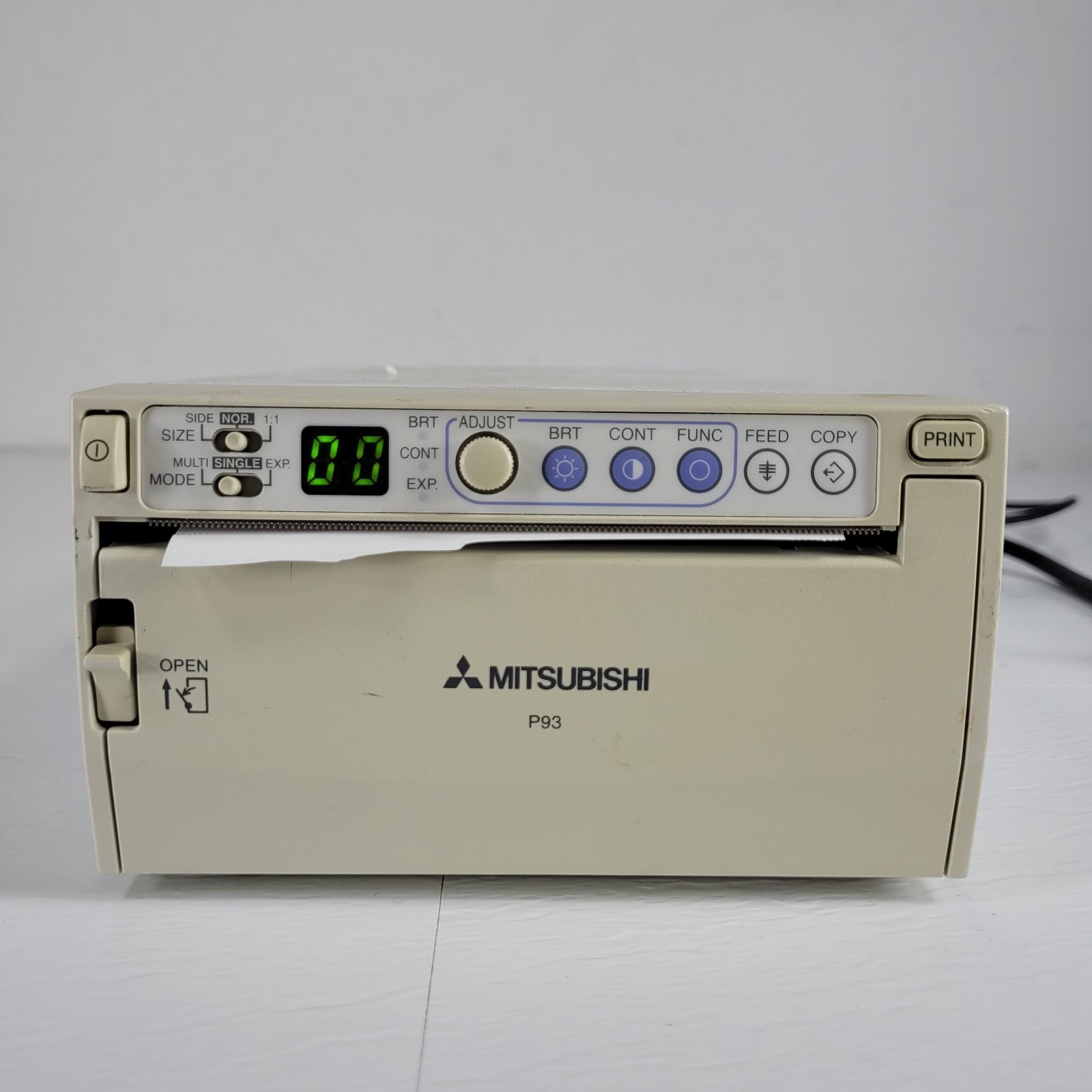TESTED MITSUBISHI P93W B/W Thermal Video Copy Processor w/Video Cable