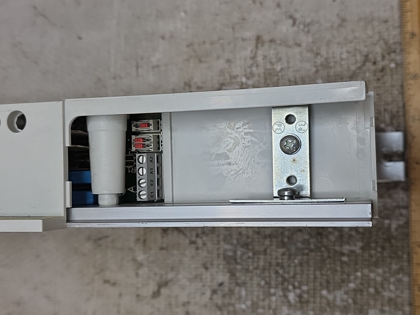 LENZE,EMB9352-E,BRAKE MODULE SERVO DRIVE USED IN EXCELLENT CONDITION