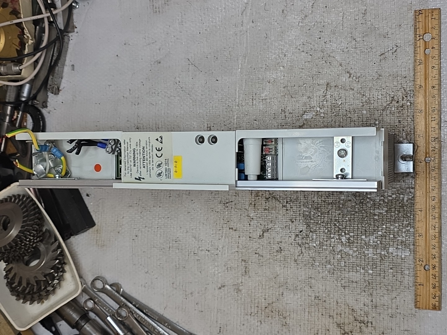 LENZE,EMB9352-E,BRAKE MODULE SERVO DRIVE USED IN EXCELLENT CONDITION