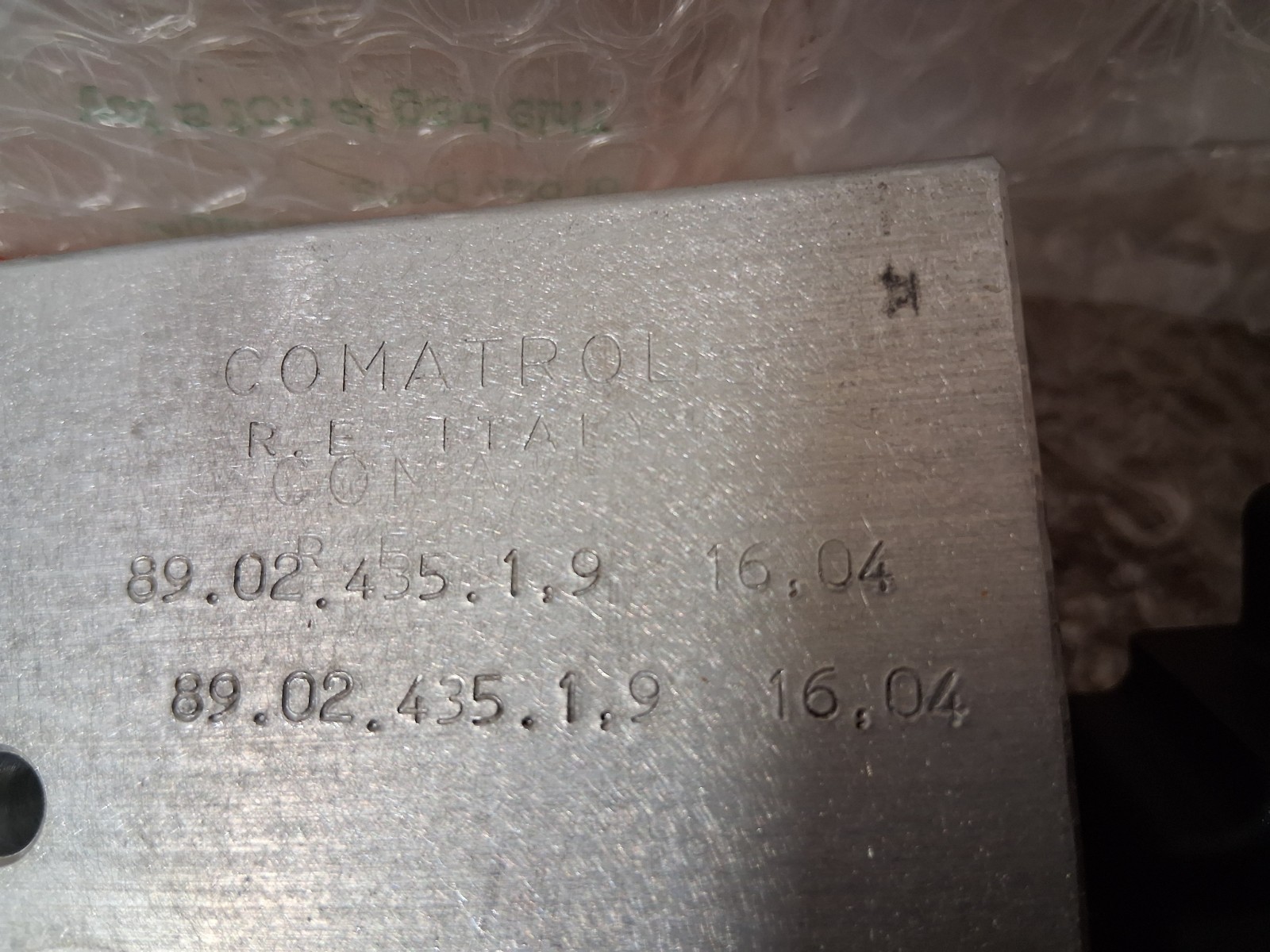 Comatrol hydraulic manifold 89.02.435.1.9 16.04 010404 with 13V coils