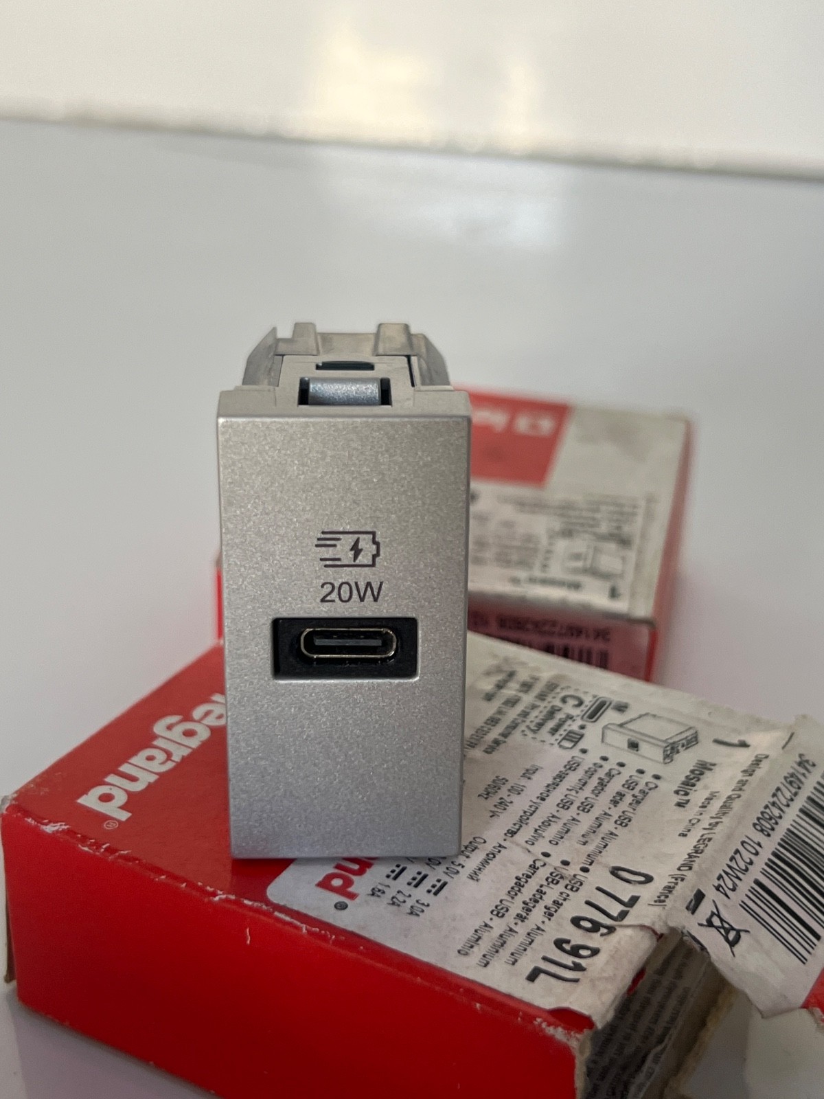 (Lot 2 Pcs) LEGRAND 077691L Mosaic™ – 1 module USB single port type C