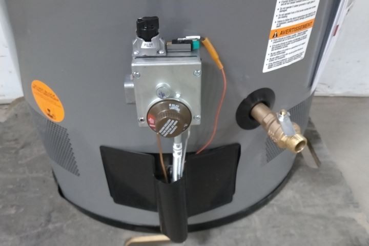 Rheem-Ruud G75-75N-3 73 Gal Tank Capacity Commercial Gas Water Heater