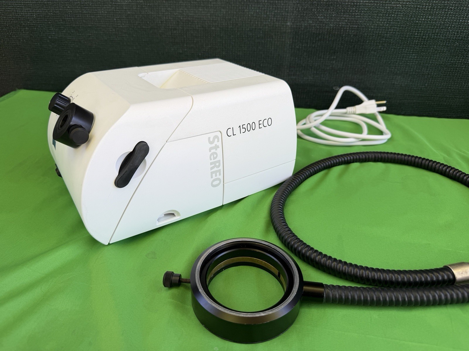 Zeiss CL 1500 ECO Fiber Optic Cold Light Source with Slit-Ring Illuminator
