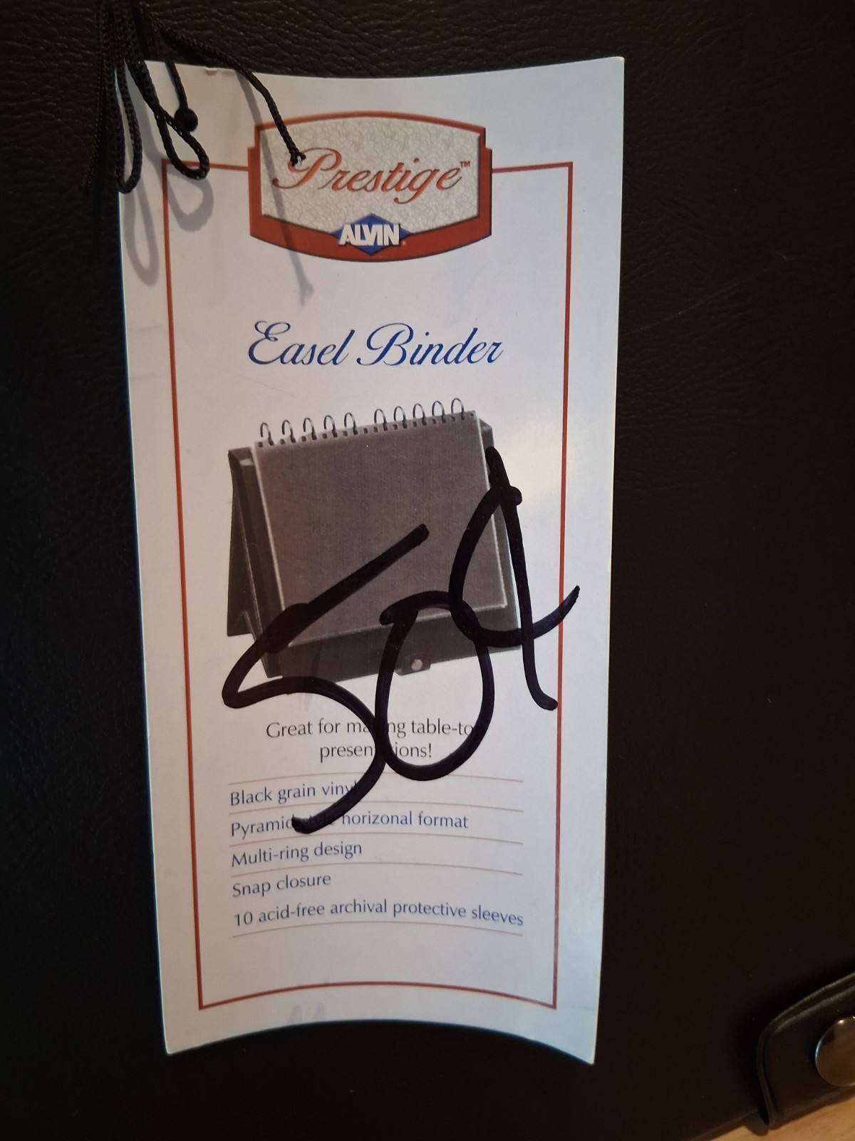 Prestige Easel Binder – 8.50″ X 11″ X 2″ – Landscape Presentation, Model EB1401