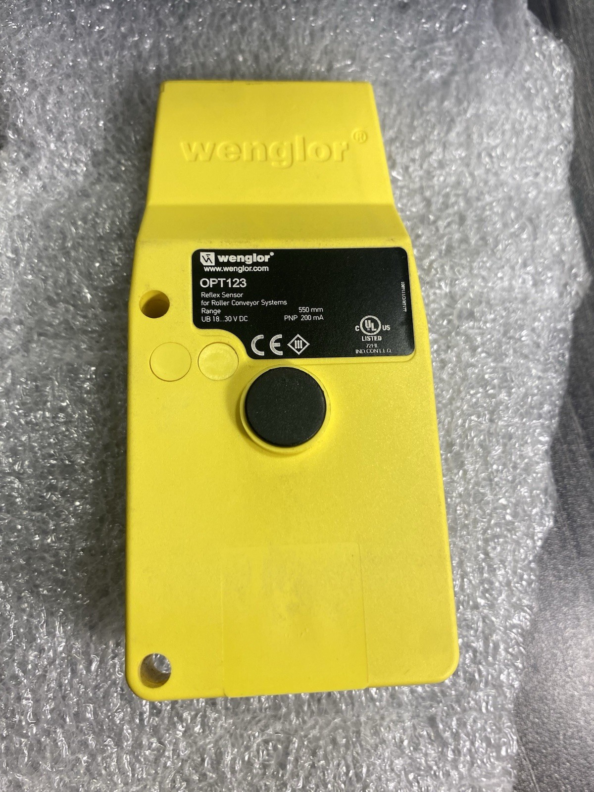 Wenglor OPT123 Reflex Sensor for Roller Conveyor Systems 500MM Range 18-30VDC