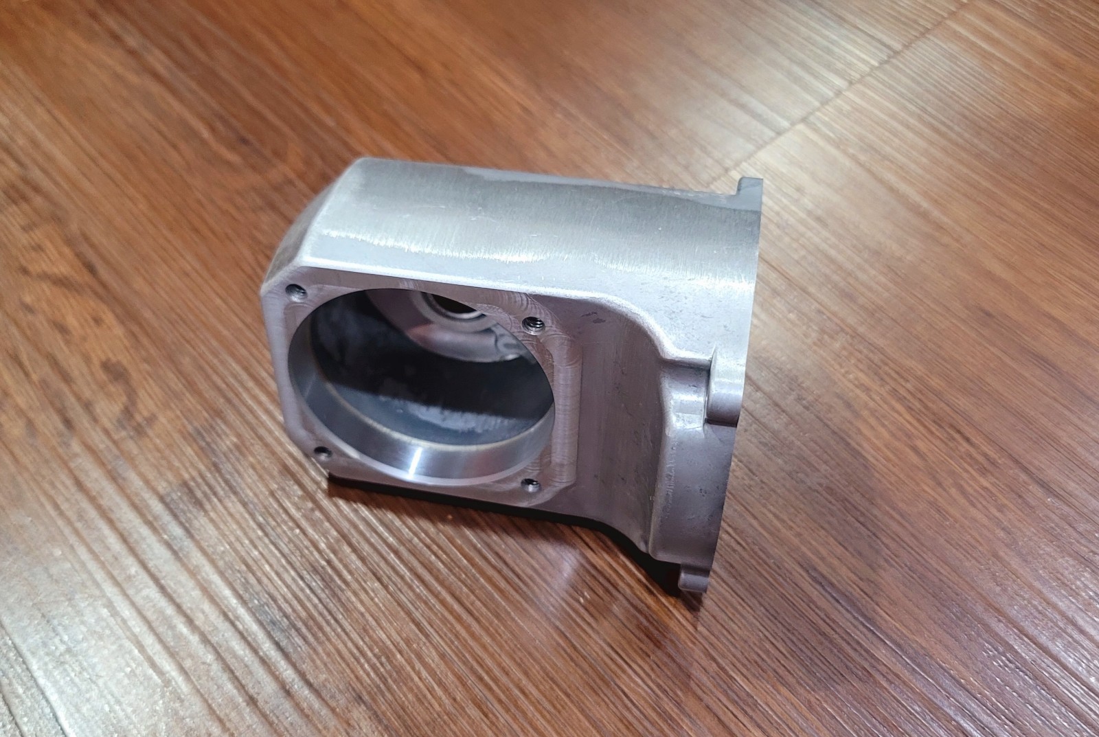 Milwaukee GEARCASE FOR 2807-20 1/2″ M18 FUEL Right Angle Drill 14-30-2740
