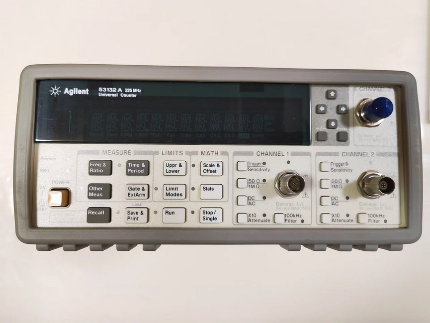 VIP LINK Agilent/HP 53132A 225 MHz OPT030 3GHz Input, Equipped with Carry Handle