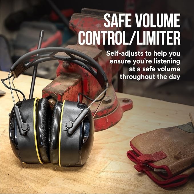 3M WorkTunes Connect + AM/FM Wireless Hearing Protector with Bluetooth Technolog
