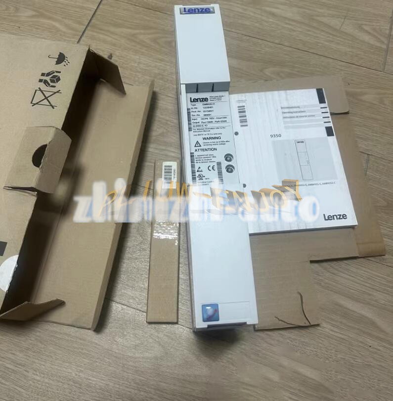 1PC New Lenze EMB9352-E Inverter