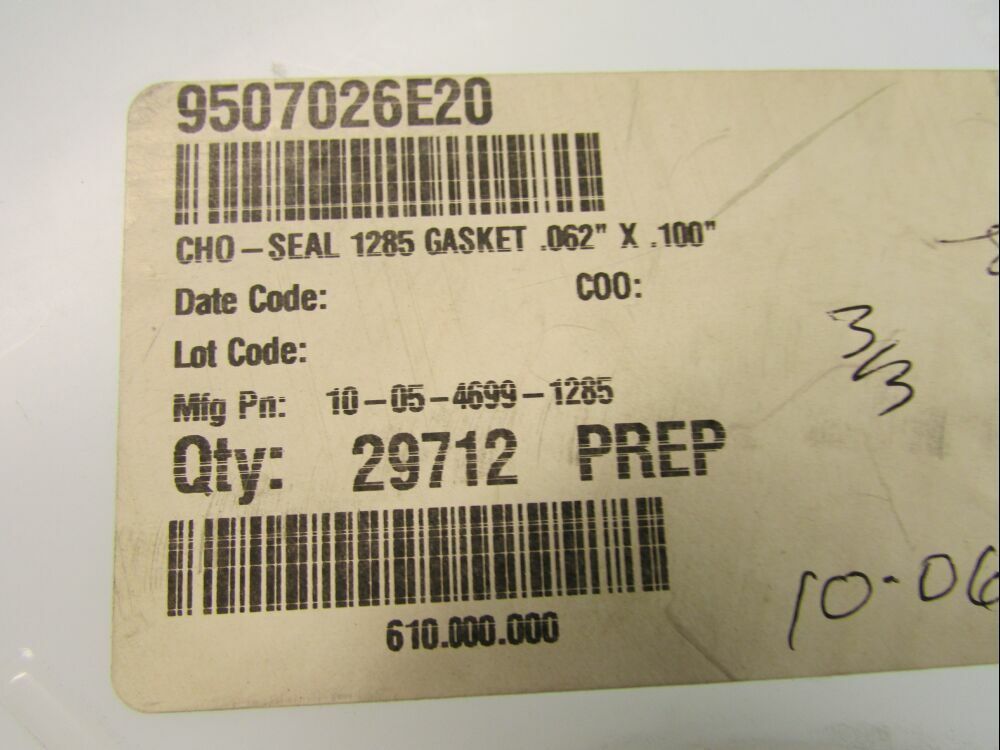 25 Feet Cho-Seal EMI Shield Gasket Material, .062″ x .100″ Conductive Elastomer