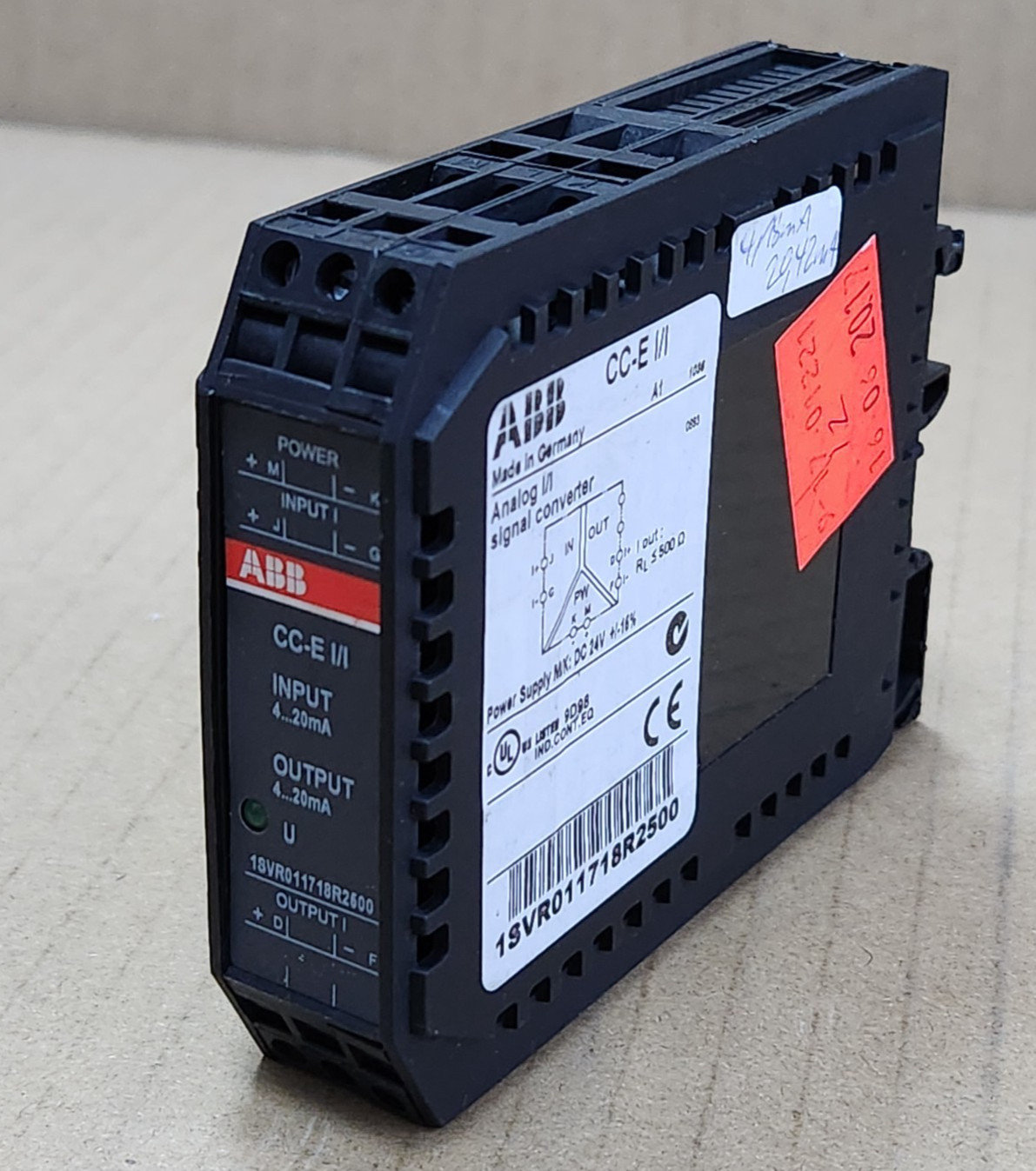 CC-E I/I ABB ANALOG SIGNAL CONVERTER 1SVR011718R2500