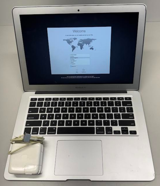 Apple MacBook Air 13 Core i5 8GB 256GB Silver 2015 – Used Good