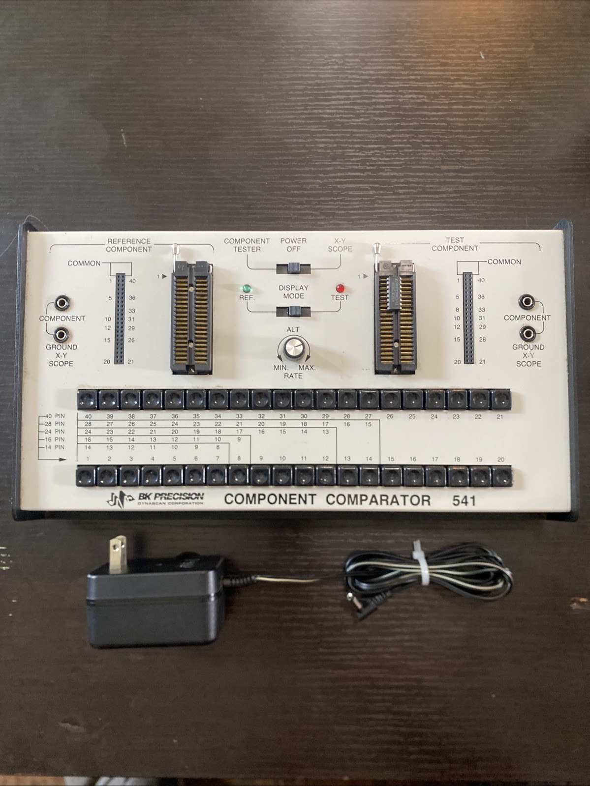 B&K Precision Component Comparator 541 B3-077