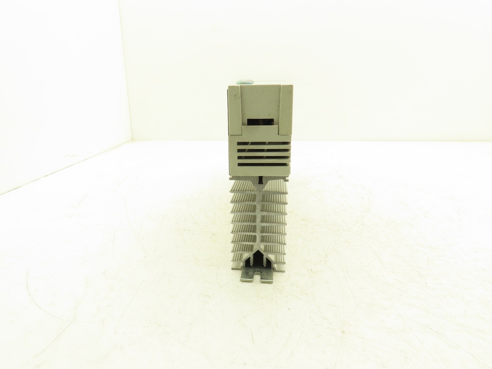 Lenze EMB9352-E Servo Drive Brake Resistor Module 25A
