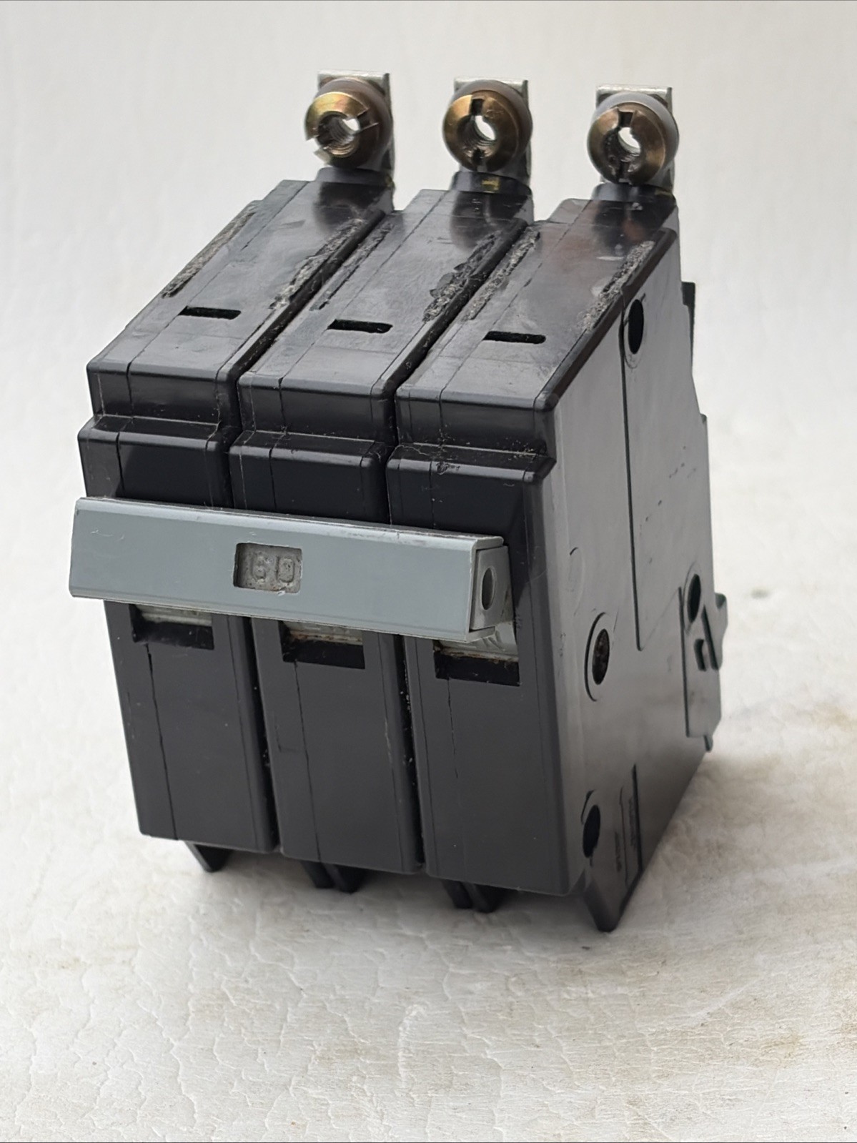 Cutler Hammer CHB360 60 Amp 3 Pole CHB Circuit Breaker Bolt On Metal Hook foot