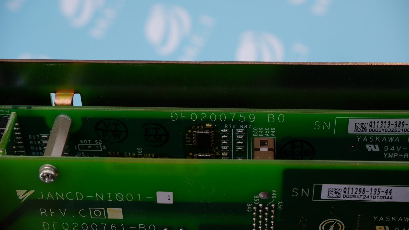 Yaskawa Nx100 I/O Jancd-Nio01-1 Df0200761-B0 Df0200759-B0 Jznc-Nif01-1 Jzncnif0