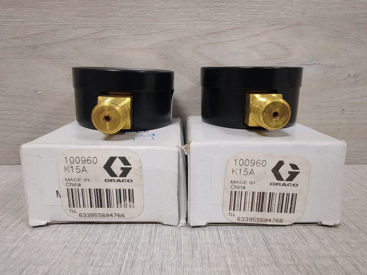 1 LOT 2PCS. GRACO 100960K15A GAUGE