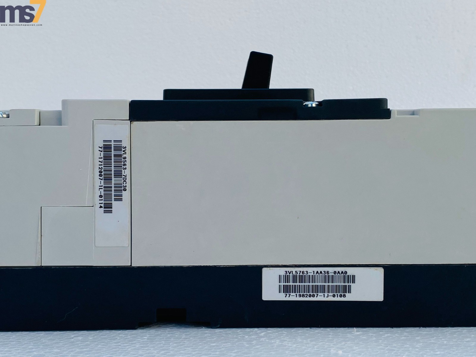 SIEMENS 3VL5763-1AA36-0AA0 VL630N MOLDED CASE CIRCUIT BREAKER 630A 3P #NEW
