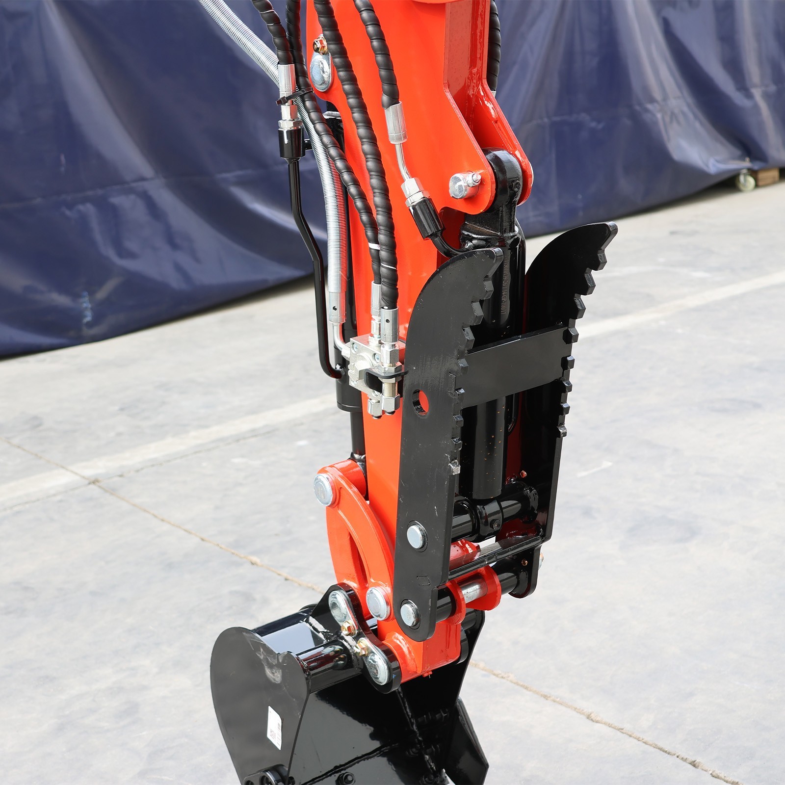 FREE SHIP 1.4Ton Diesel Mini Excavator Kubota Crawler Hydraulic Thumb Digger USA